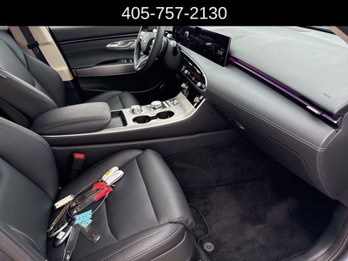 Certified 2026 Genesis GV70 2.5T Select image 11