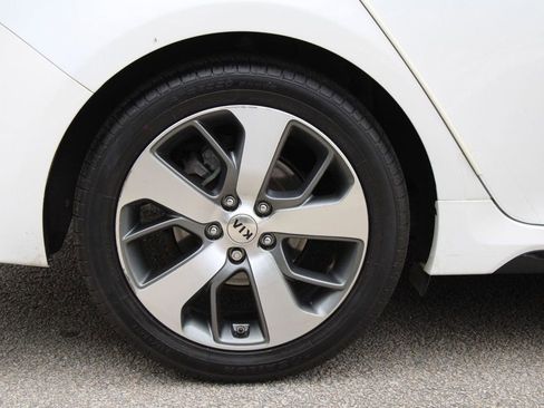 Used 2019 Kia Optima S w/ S Panoramic Sunroof Package FWD image 34