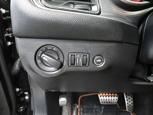 Used 2016 Dodge Challenger SRT Hellcat RWD image 35
