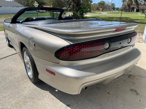 Used 2000 Pontiac Firebird Trans Am RWD image 13