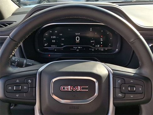 Certified 2024 GMC Yukon SLT image 20