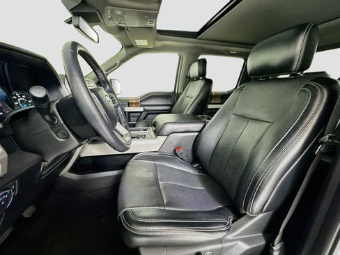 Used 2018 Ford F150 Lariat w/ Equipment Group 502A Luxury AWD/4WD image 11