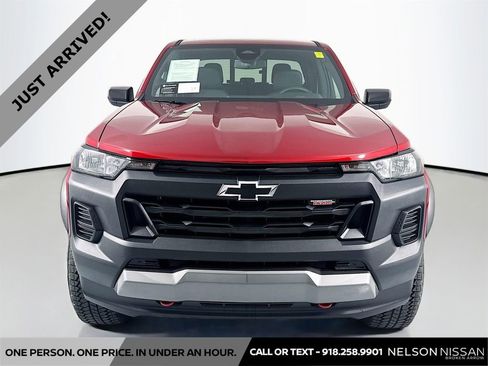 Used 2024 Chevrolet Colorado Trail Boss w/ Advanced Trailering Package image 2