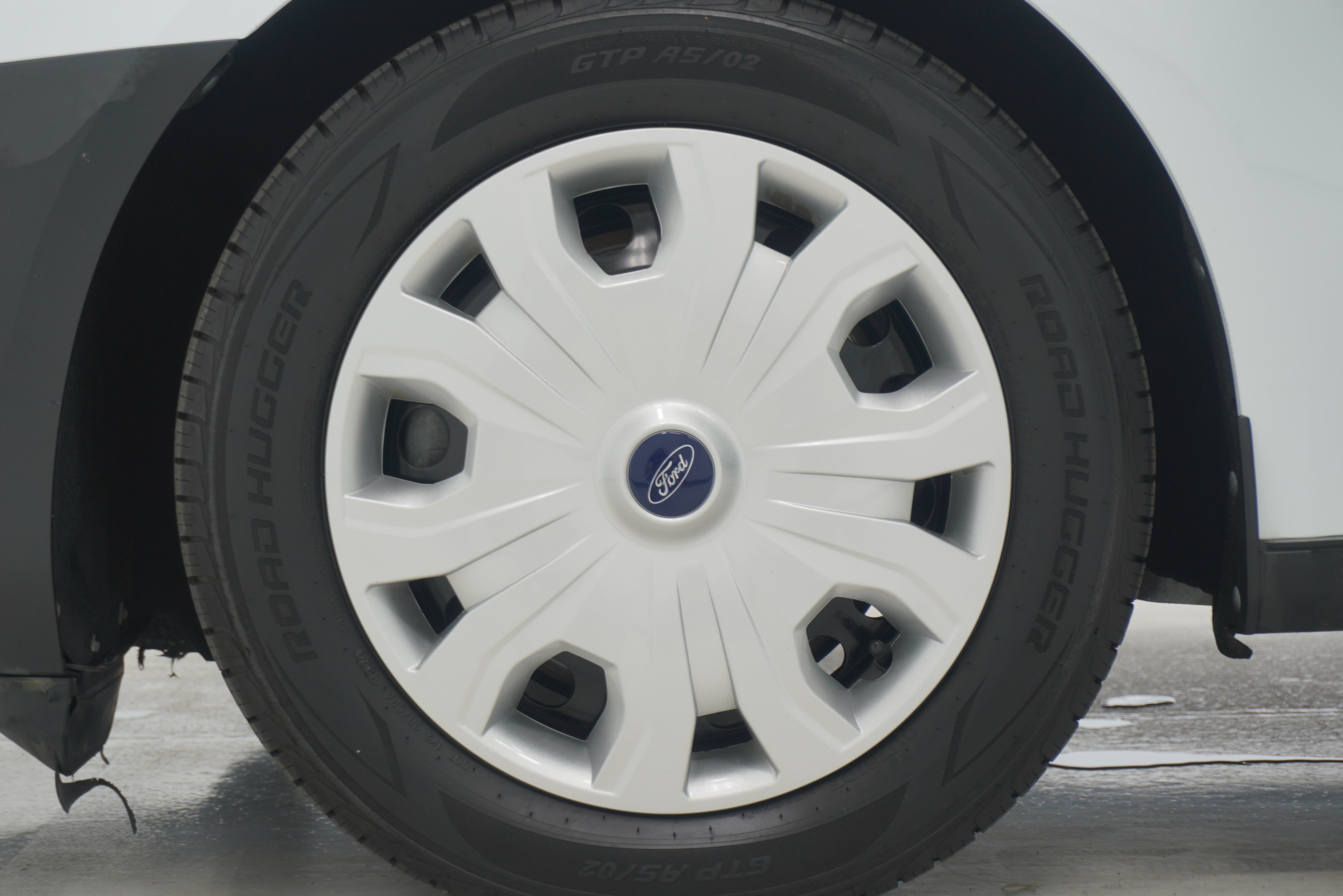 Used 2022 Ford Transit Connect XL FWD image 21