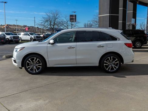 Used 2020 Acura MDX SH-AWD w/ Advance Package image 4