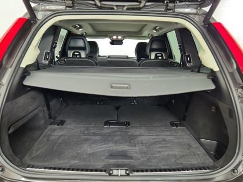Certified 2023 Volvo XC90 B5 Plus w/ Protection Package Premier AWD/4WD image 42