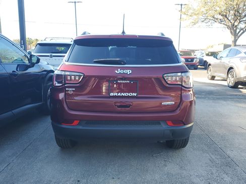 Used 2022 Jeep Compass Latitude image 7