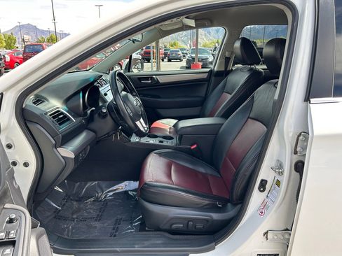 Used 2015 Subaru Outback 2.5i Premium AWD/4WD image 12