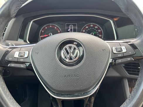 Used 2019 Volkswagen Jetta SE FWD image 19