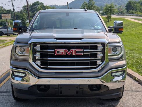 Used 2017 GMC Sierra 1500 SLT w/ SLT Premium Package AWD/4WD image 10