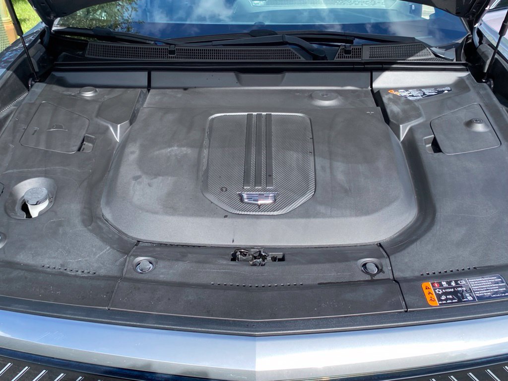 Used 2024 Cadillac Lyriq Tech RWD image 9