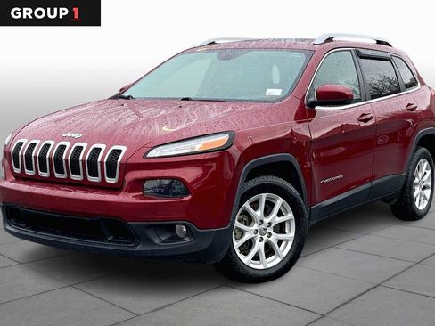 Used 2017 Jeep Cherokee Latitude w/ Comfort/Convenience Group image 1