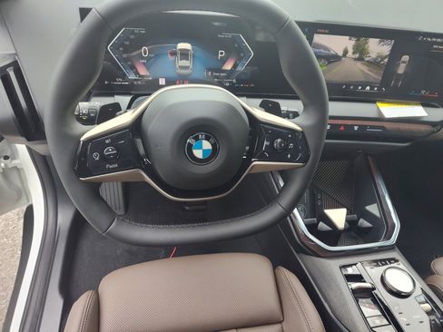 Used 2025 BMW X3 xDrive30i w/ Convenience Package image 29