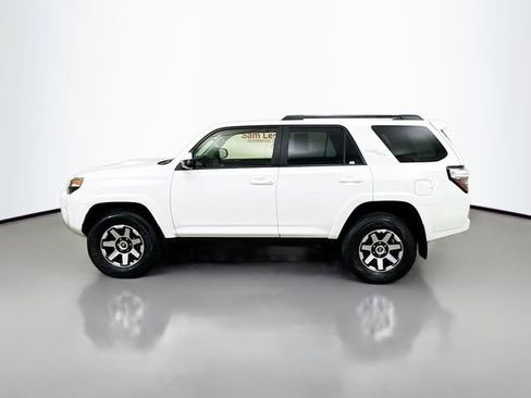 Used 2024 Toyota 4Runner TRD Off-Road image 4