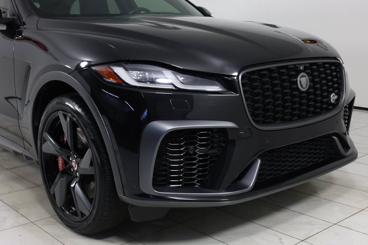 Used 2021 Jaguar F-PACE SVR AWD/4WD image 37