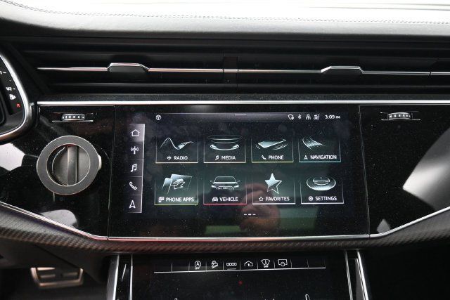 Used 2021 Audi RS Q8 AWD/4WD image 19