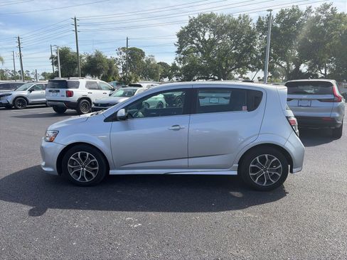 Used 2019 Chevrolet Sonic LT w/ Convenience Package image 4