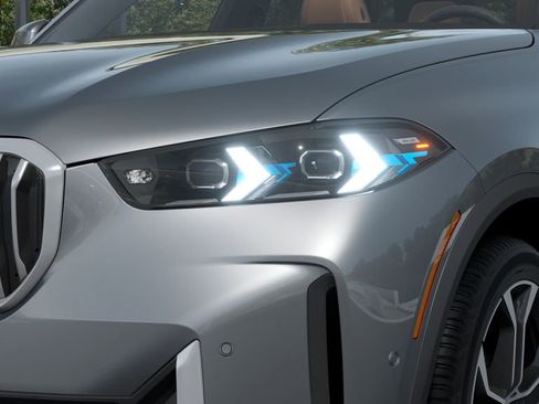 New 2026 BMW X5 sDrive40i w/ Premium Package RWD image 6