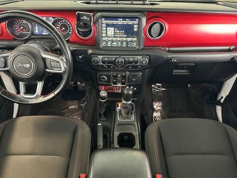 Used 2021 Jeep Gladiator Rubicon AWD/4WD image 15