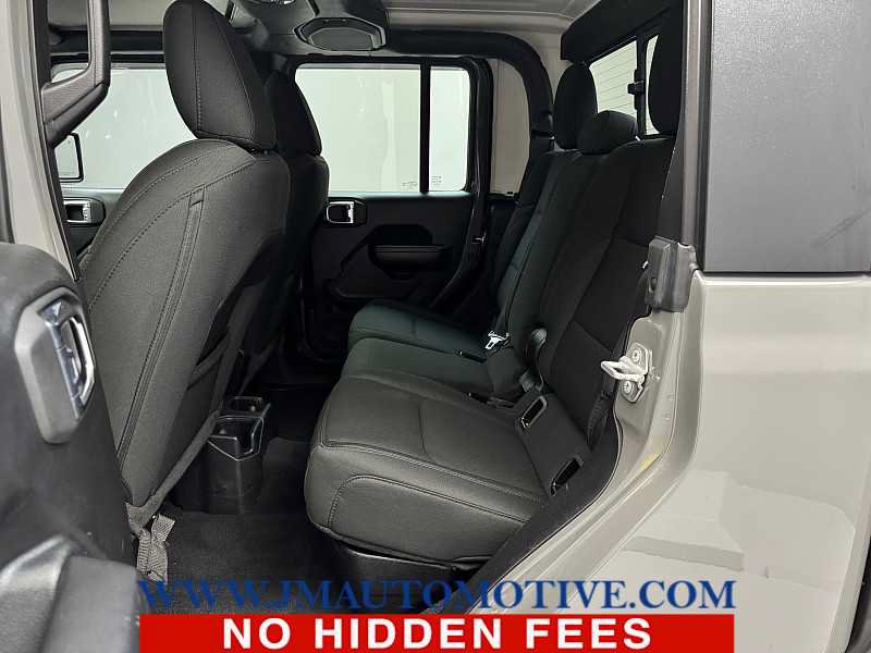 Used 2021 Jeep Gladiator Sport AWD/4WD image 15