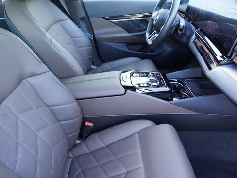 Certified 2026 BMW 540i xDrive image 12