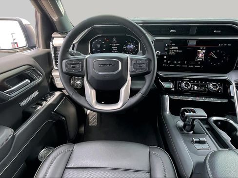 Used 2026 GMC Sierra 1500 Denali w/ Denali Reserve Package AWD/4WD image 6