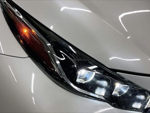 Used 2018 Toyota Prius Prime Advanced FWD image 27