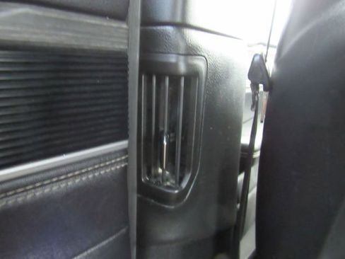 Used 2024 Jeep Wagoneer Series II w/ Flexible Seating Group RWD image 34