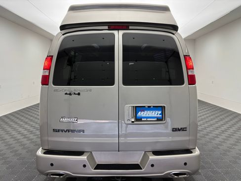 Used 2024 GMC Savana 2500 Extended w/ Driver Convenience Package RWD image 9