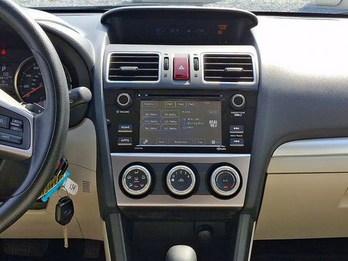 Used 2015 Subaru Crosstrek 2.0i Premium AWD/4WD image 16