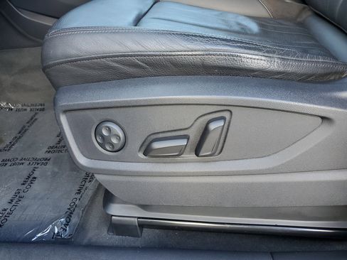 Used 2018 Audi Q5 Premium Plus w/ Premium Plus Package image 11