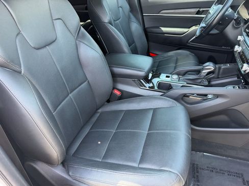 Used 2021 Kia Telluride SX w/ Nightfall Edition Package AWD/4WD image 11