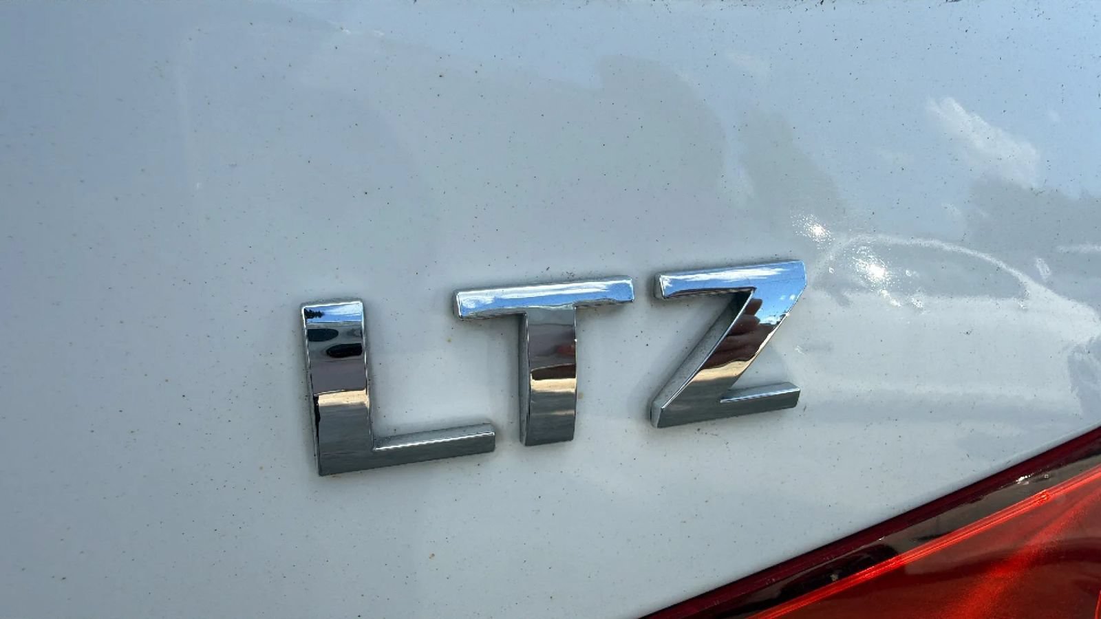 Used 2014 Chevrolet Cruze LTZ w/ RS Package FWD image 25