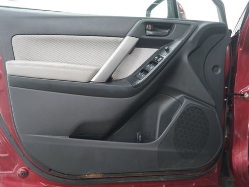 Used 2017 Subaru Forester 2.5i Premium image 21