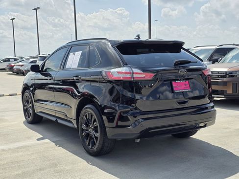Used 2024 Ford Edge SE w/ Black Appearance Package image 8