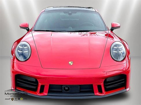 Used 2025 Porsche 911 Carrera S image 3