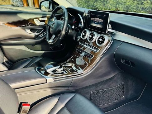 Used 2017 Mercedes-Benz C 300 4MATIC Sedan w/ Premium 3 Package image 13