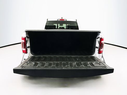 Used 2020 RAM 1500 Laramie image 29