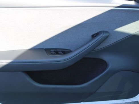 Used 2025 Tesla Model 3 Long Range image 10