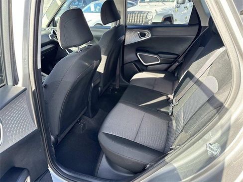 Certified 2023 Kia Soul LX w/ LX Technology Package image 16