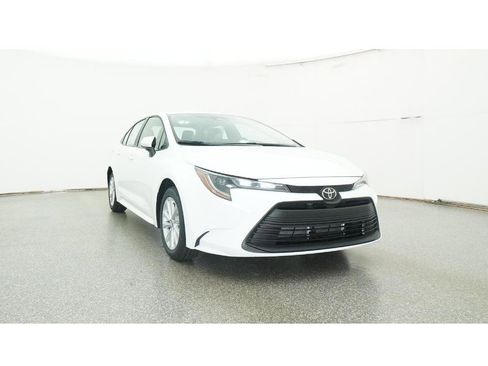 New 2026 Toyota Corolla LE image 30