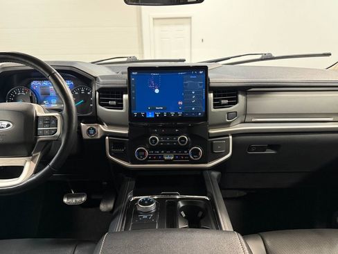 Used 2024 Ford Expedition Max XLT RWD image 18