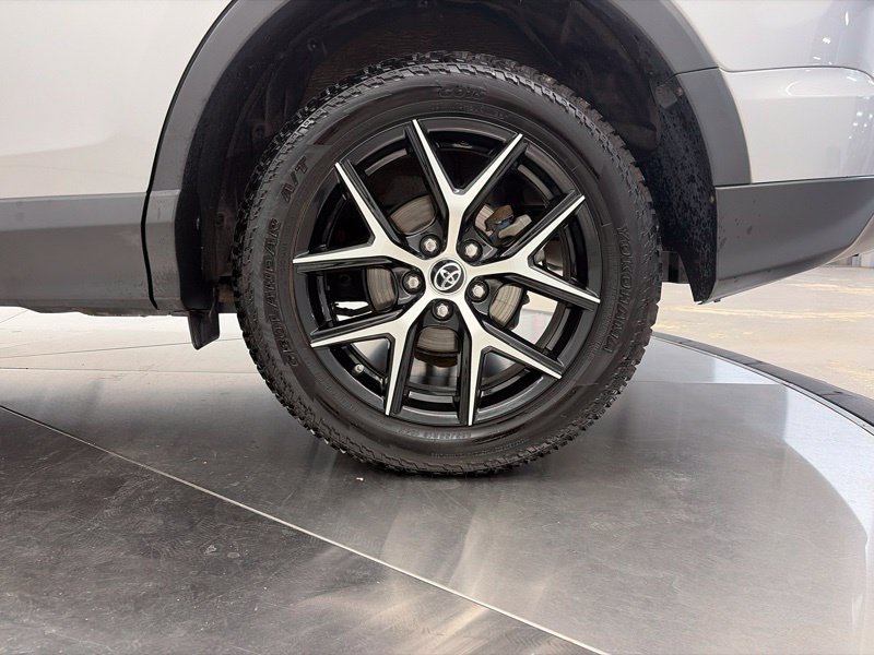Used 2016 Toyota RAV4 SE AWD/4WD image 44
