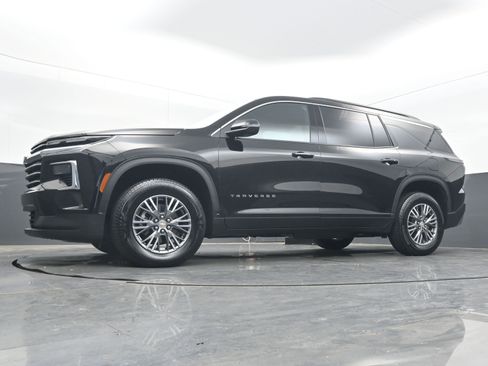 Certified 2025 Chevrolet Traverse LT image 27