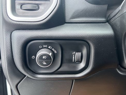 Used 2024 RAM 2500 Big Horn w/ Night Edition image 17