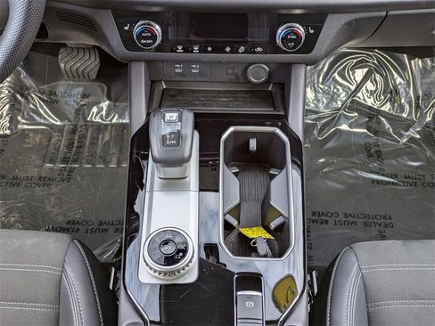 Used 2025 Mitsubishi Outlander SE image 20