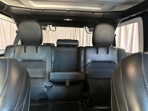 Used 2023 Jeep Wrangler Unlimited Sahara w/ Cold Weather Group AWD/4WD image 23