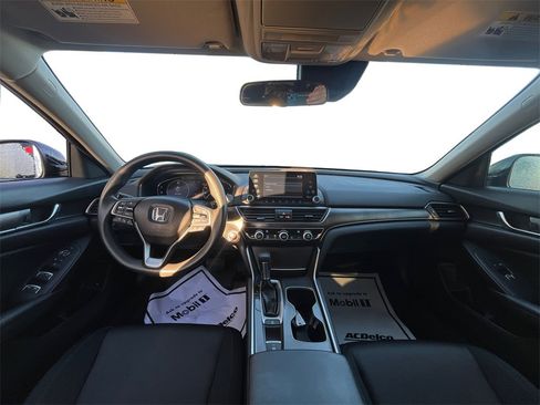 Used 2018 Honda Accord LX image 12