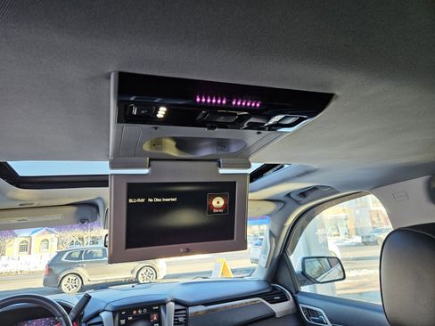 Used 2015 GMC Yukon XL Denali w/ Open Road Package image 30