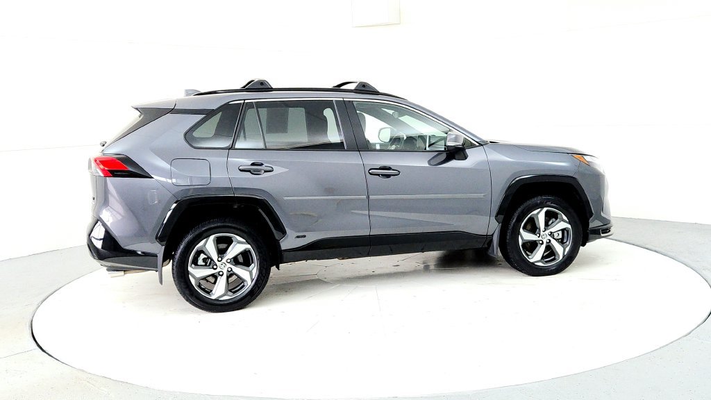 Certified 2025 Toyota RAV4 SE w/ Weather & Moonroof Package AWD/4WD image 6